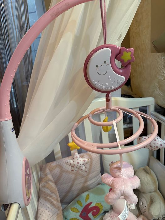 Продам мобиль chicco состояние идеальное