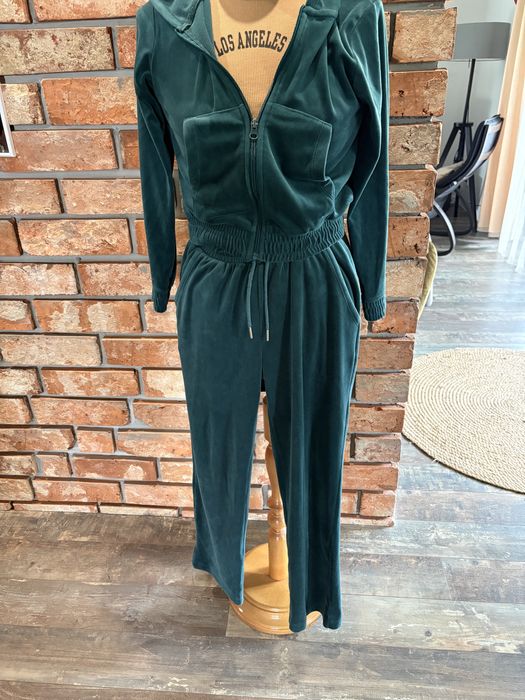 Dres welurowy dla dziewczynki 146/152
