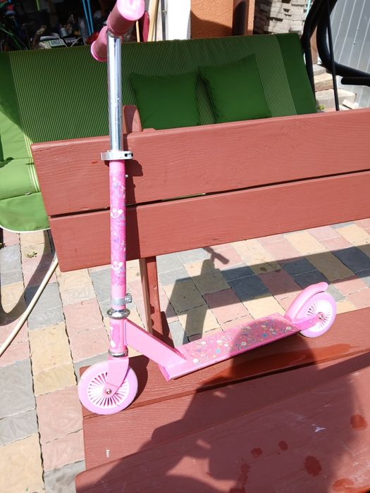 Самокат , трюковий самокат.