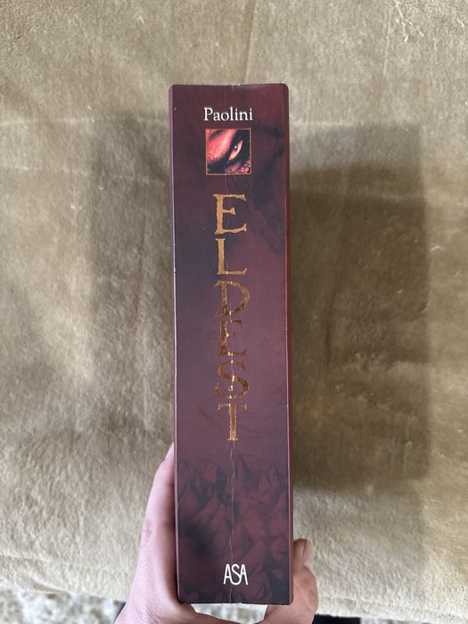 Livro ELDEST Christopher Paolini