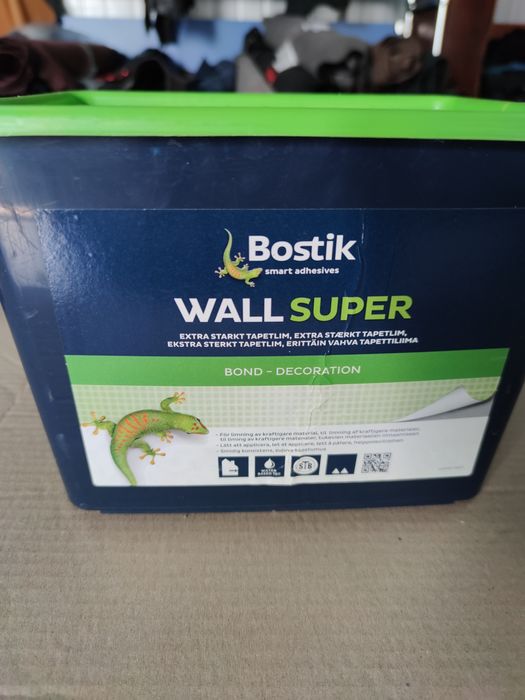 Mapegum WPS і Bostik Wall Super