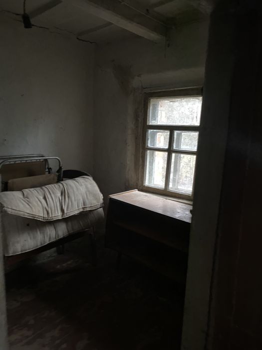 Лубны(Мгарь) дом+24+12 соток, возле речки.