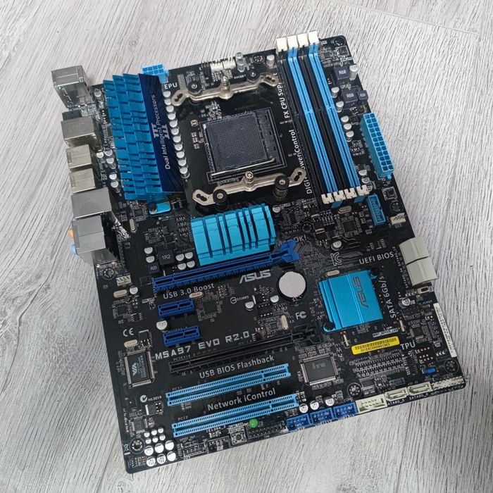 Игровая материнская плата Asus M5A97 EVO r2.0: 2 200 грн ...