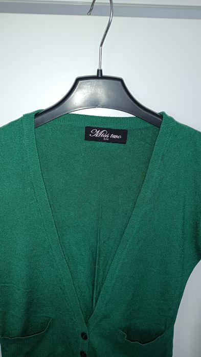 Super sweterek zielony Miss Two r.XS