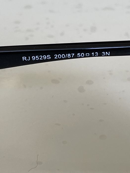 Детские солнцезащитные очки RAY BAN