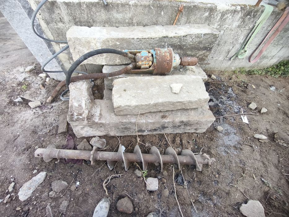 Trado   para giratória