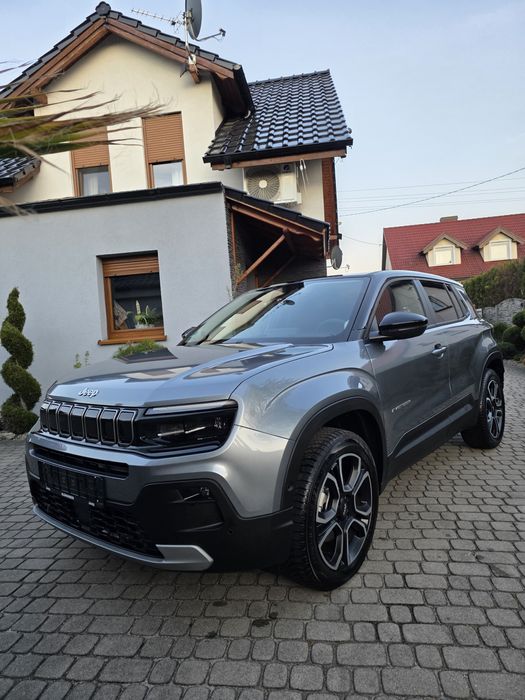 Sprzedam JEEP AVENGER Summit Hybrid 2025 rok