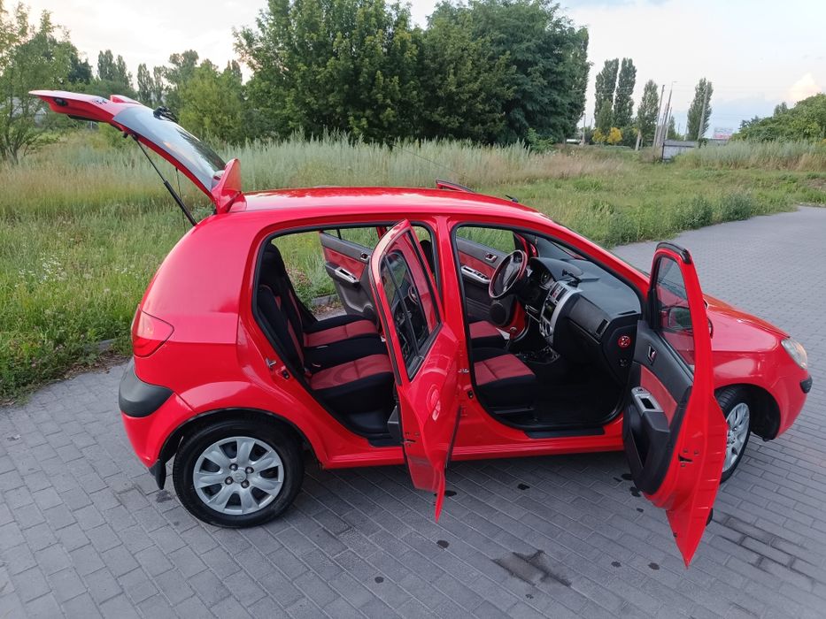 HYUNDAI GETZ 2008 1,4 хорошем состоянии !