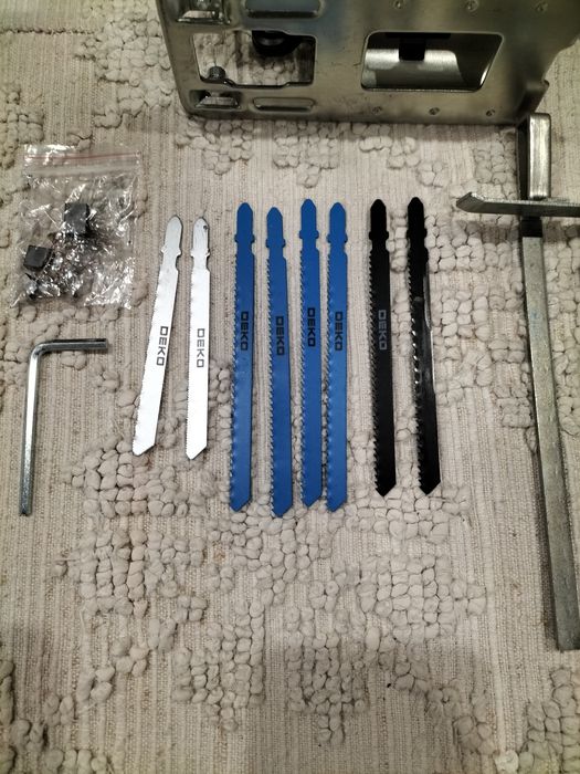 Serra elétrica tico-tico