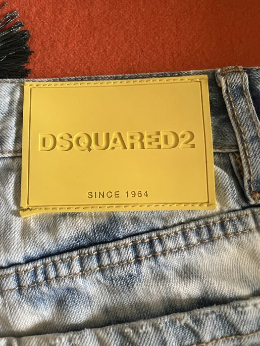 Джинсы Dsquared