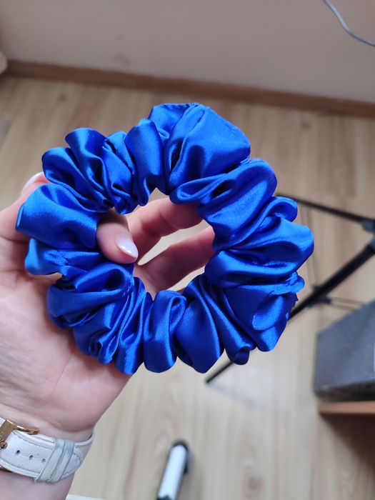 Scrunchie do włosów rozm L Satyna Chaber