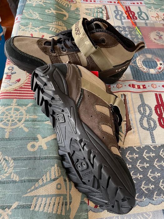 Sapato BTT numero 43