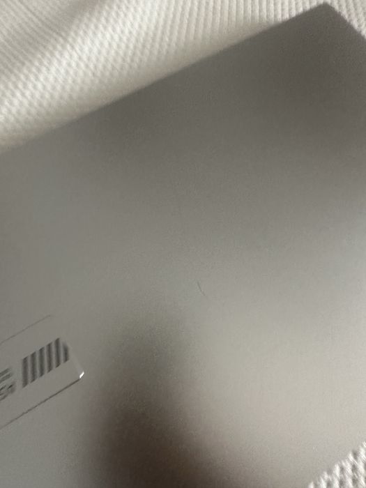 ASUS VivoBook 14/15 Intel Core i3 + Mochila Original ASUS + Rato Bluetooth | Como Novo