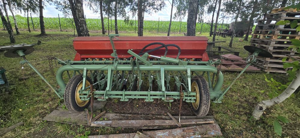 ,,КОМПЛЕКТ,,трактор Ловол 454(2017року)+навісне