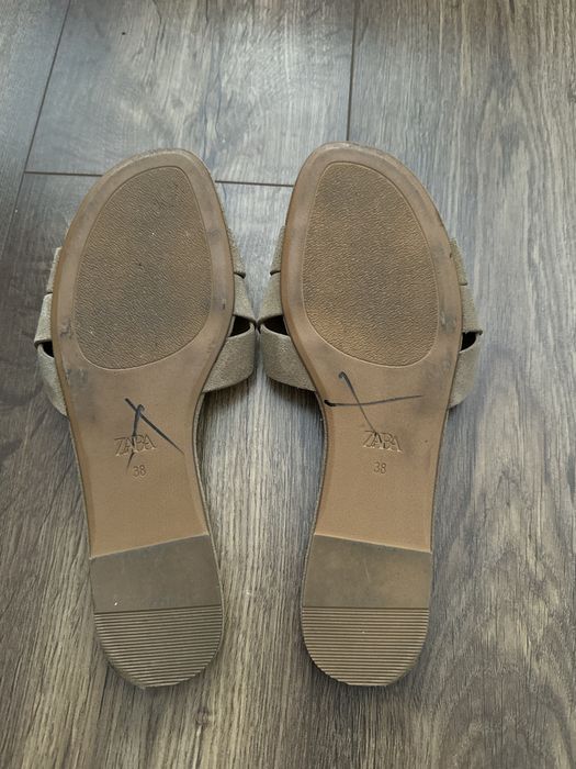 Сандалі замшеві Zara
