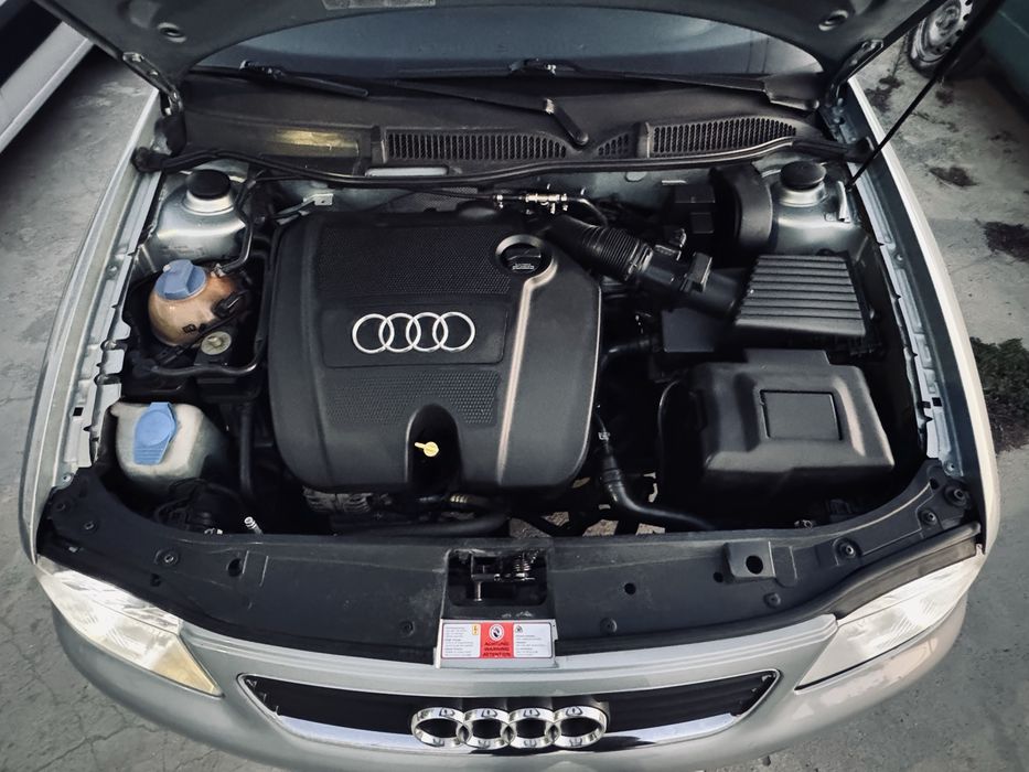A3 1.6 mais novo que esse impossivel carro muito bem estimado.