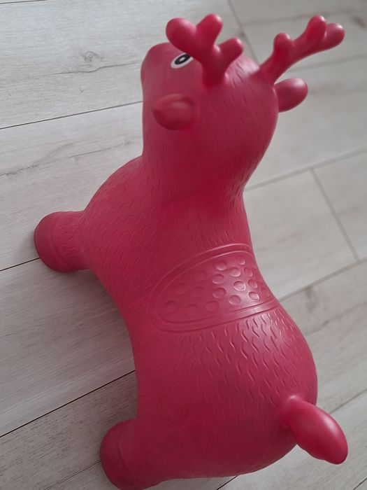 Продам стрибунця