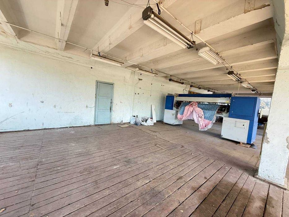 Оренда виробничого або складського приміщення 250 кв.м. є обладнання