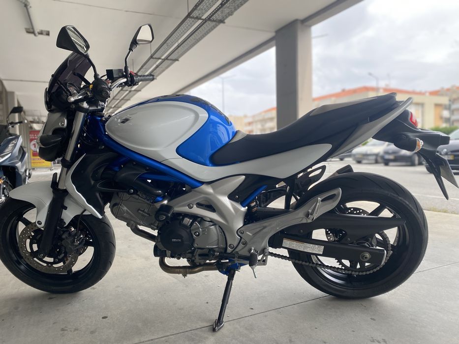 Suzuki SFV 650 Gladius