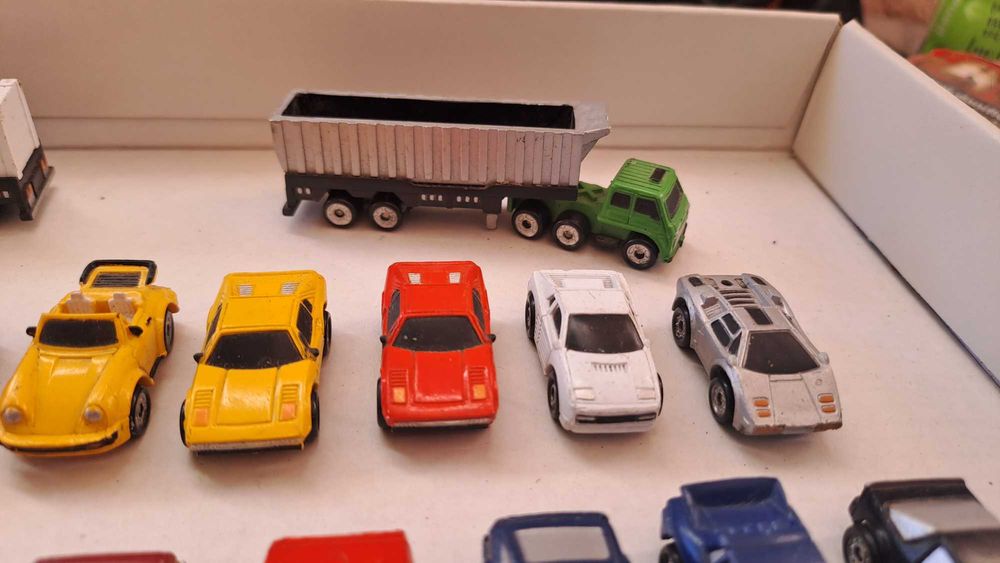 Carrinhos tipo micro machines