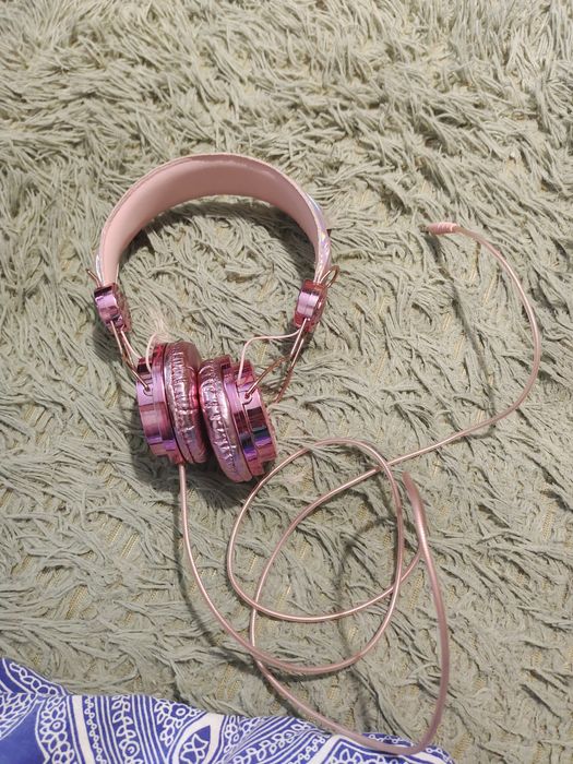 Продаются детские девчачие наушники