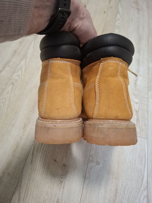 Робочі черевики caterpillar  timberland