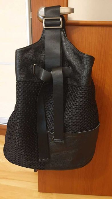 Стильний рюкзак чорного кольору, новий