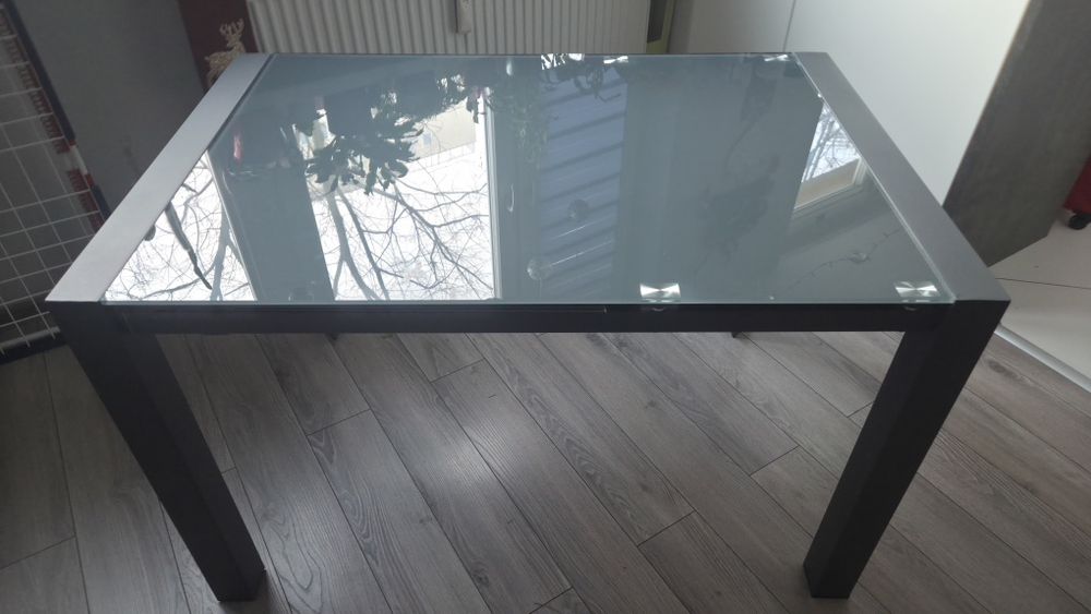 Stół rozkładany stalowo  szklany