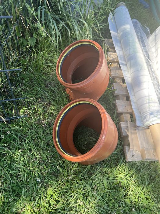 Kolano kanalizacyjne 250x45 2 szt.
