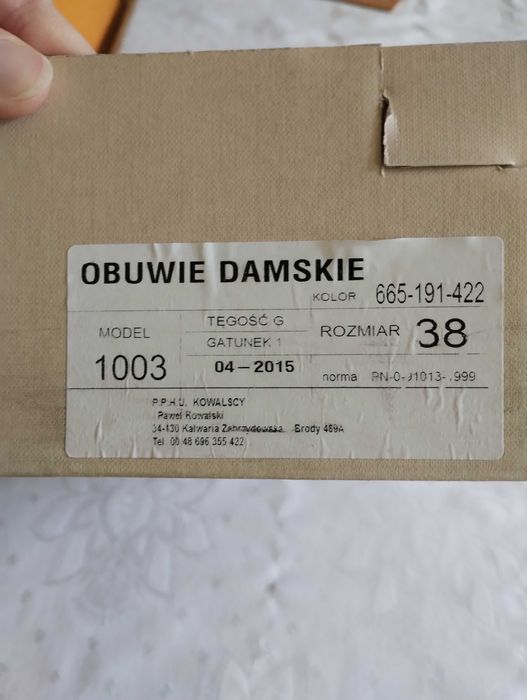 Skórzane buty założone raz