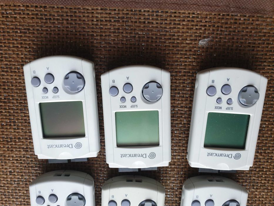 Іграшка Visual memory VMU карта памяті vibration pack Sega
