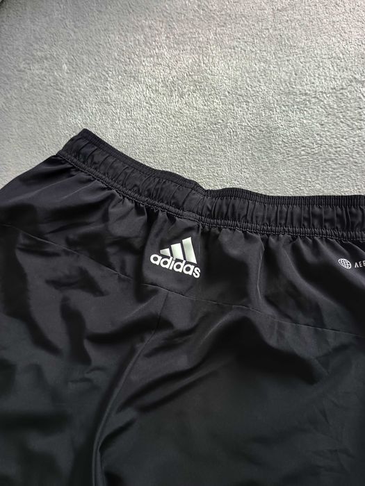 Męskie spodenki/szorty treningowe Adidas HF7201 - rozmiar S, czarne