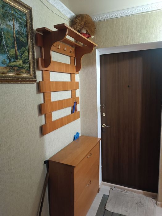 Продам 1 кімнатну .гостинку м.ПІВДЕННЕ