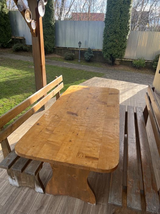 Деревʼяні меблі