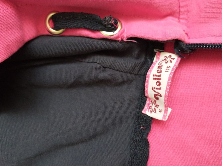 Bluza z kapturem Viollen 116 cekiny  fuksja bdb-