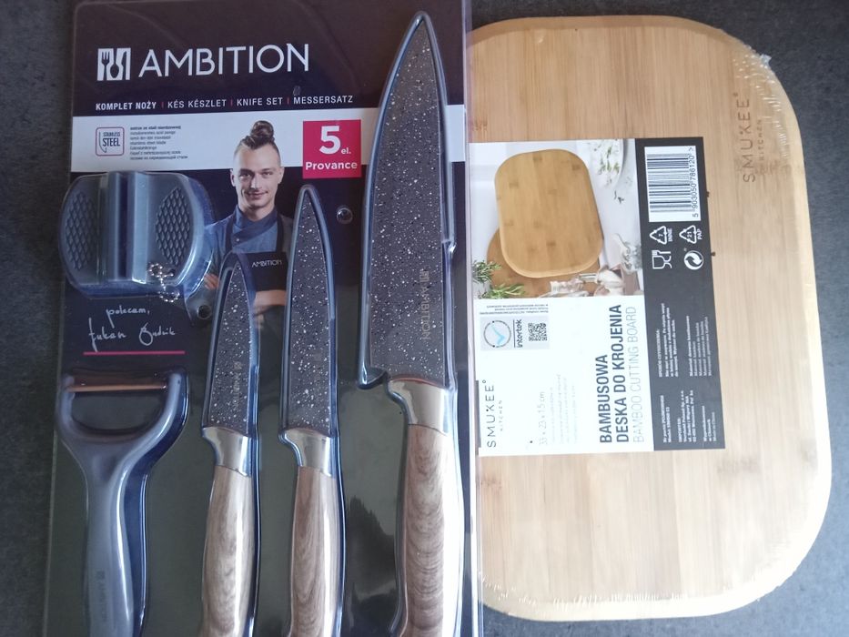 Zestaw noży plus deska
