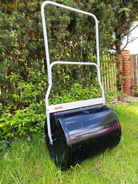 Zestaw Walec / wał do trawy +siewnik do trawy i nawozu