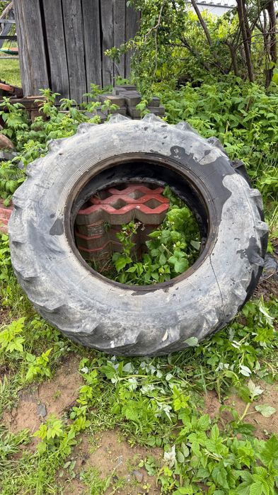 Opona do traktora C360