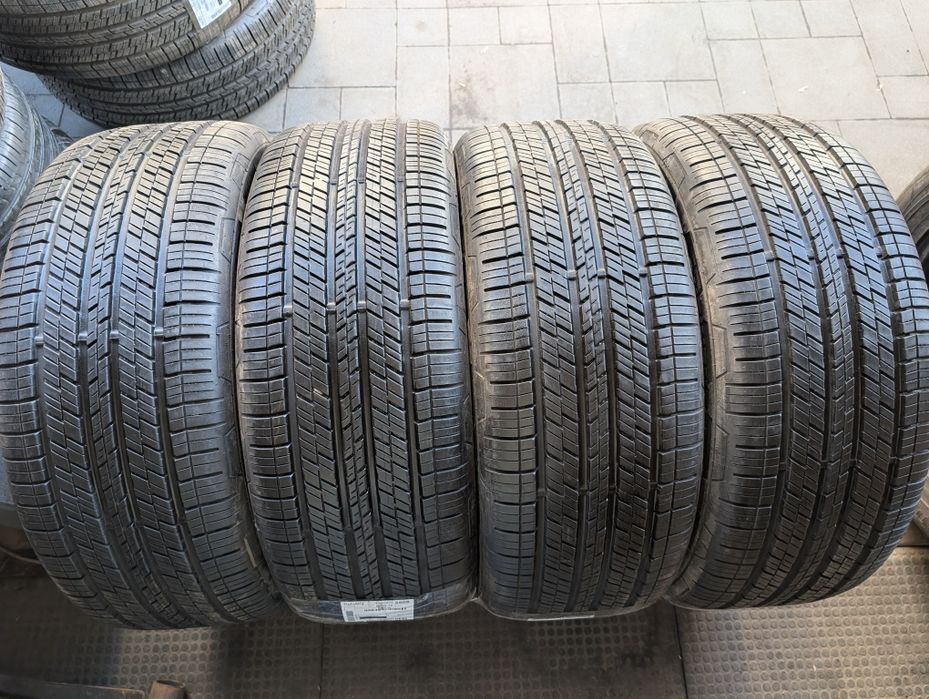 Летняя резина 275/55 R19 Continental 4*4 contact