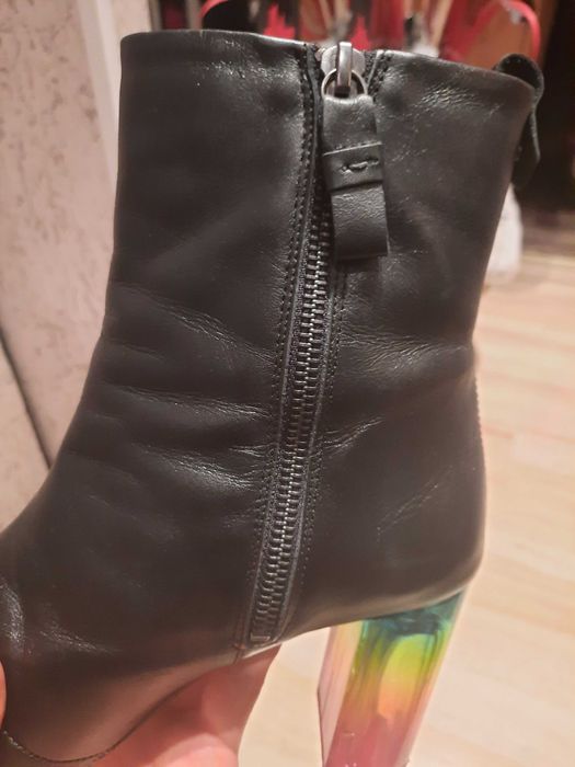 Buty botki  damskie  skórzane  Kurt Geiger  czarne 38