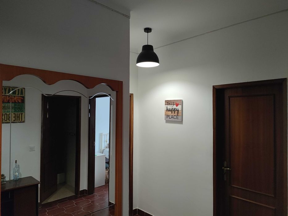 Alugo Quarto - Moita