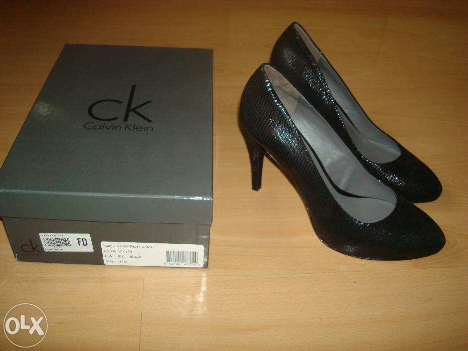 Calvin Klein skórzane czółenka 41 nowe