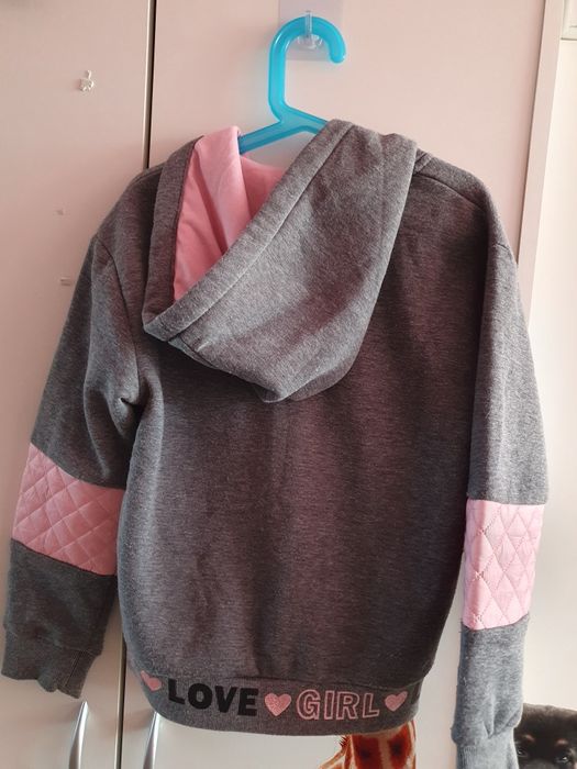 Dres dla dziewczynki 128/134, szary