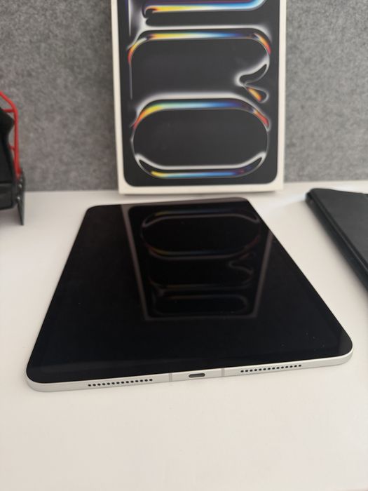 iPad Pro 11 M5 512GB Silver WIFI + CELLULAR (Aceito retomas)