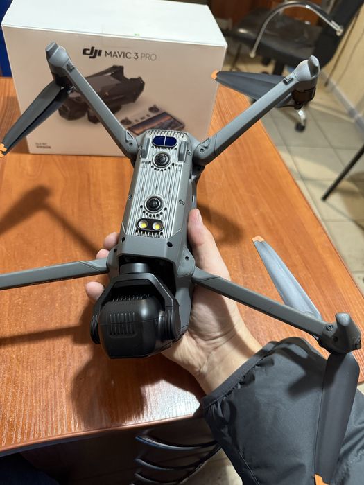 Dji mavic 3 Pro (майже новий)