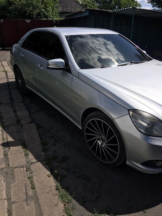 Mercedes-Benz w212 e220
