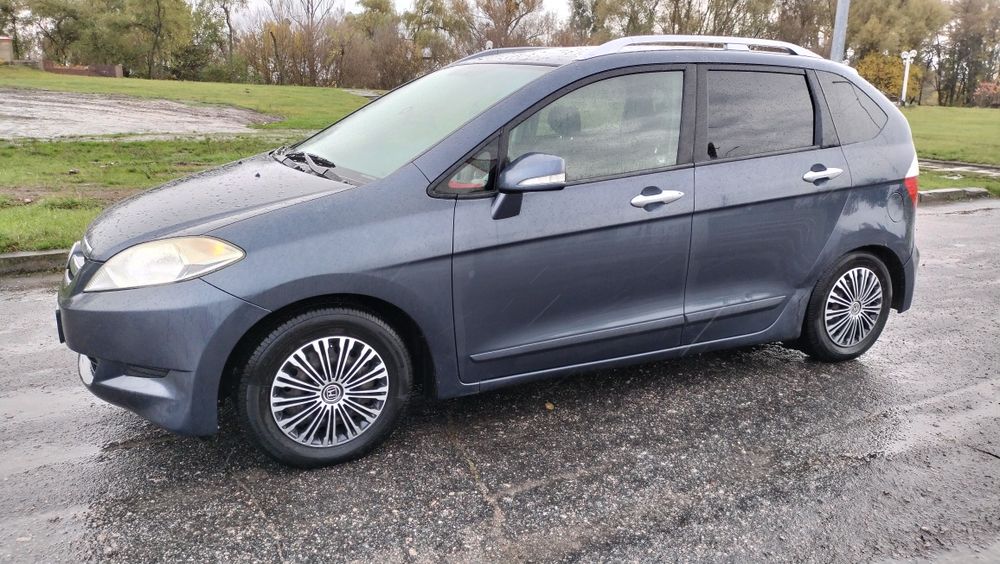 Honda FR-V газ-бензин