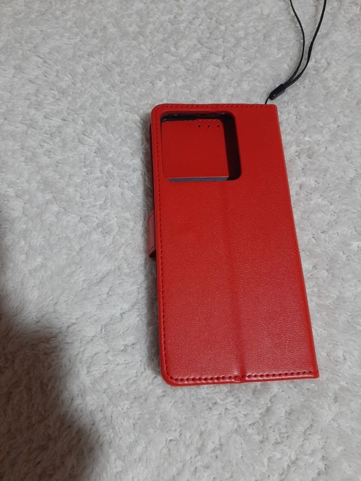 Etui zamykane nowe