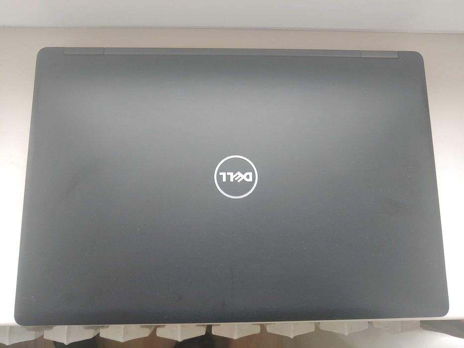 Dell Latitude 5580 15.6" i5-7300u 3.2GHz 8GB ssd 256GB FHD+IPS