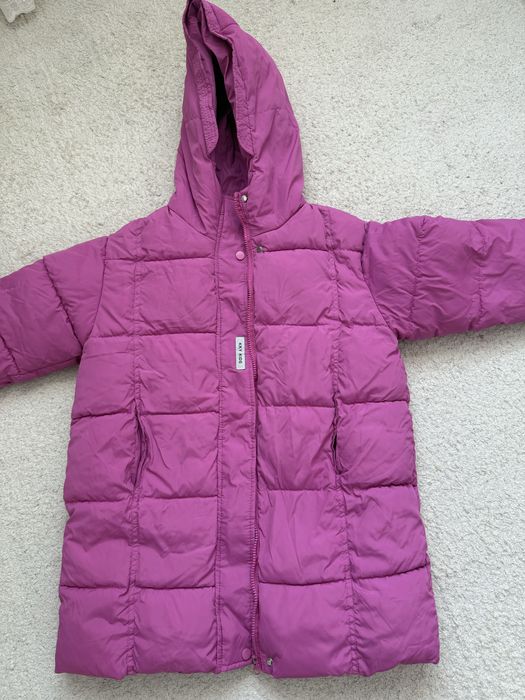 Куртка на дівчинку